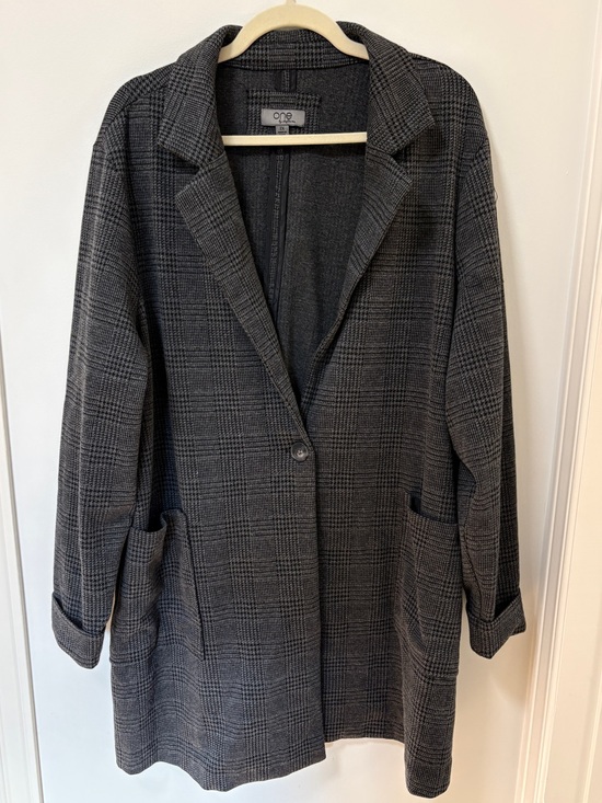 one by chapter one Sweaters - Grey Long Jacket Sweater Plus Size 2X Pockets Office Business Preppy Neutral